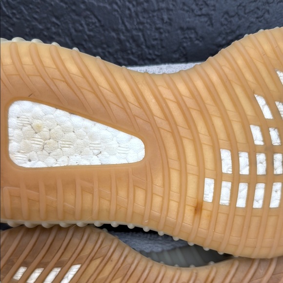 Adidas Men’s Yeezy Boost Size 6 - Picture 12 of 12